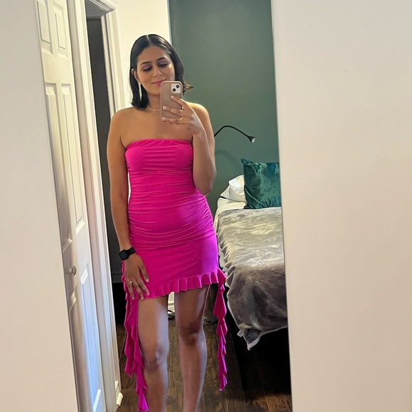 Fluorescent pink size small dress with “tentacles” - Picture 4 of 5